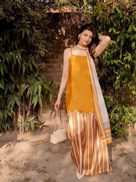 3 Pc Unstitched Shamoze silk Fancy Beqds