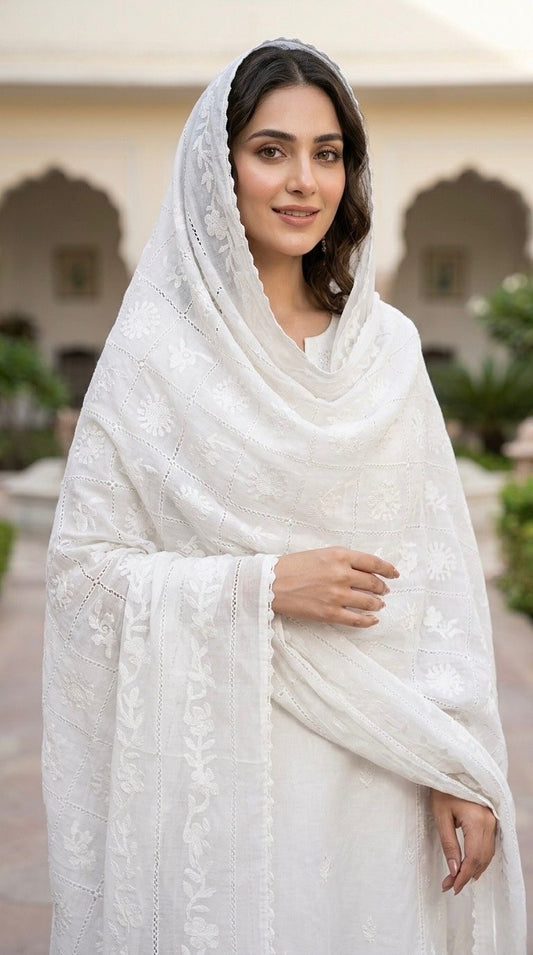 Pure Lawn Tarkashi Chadar Handmade