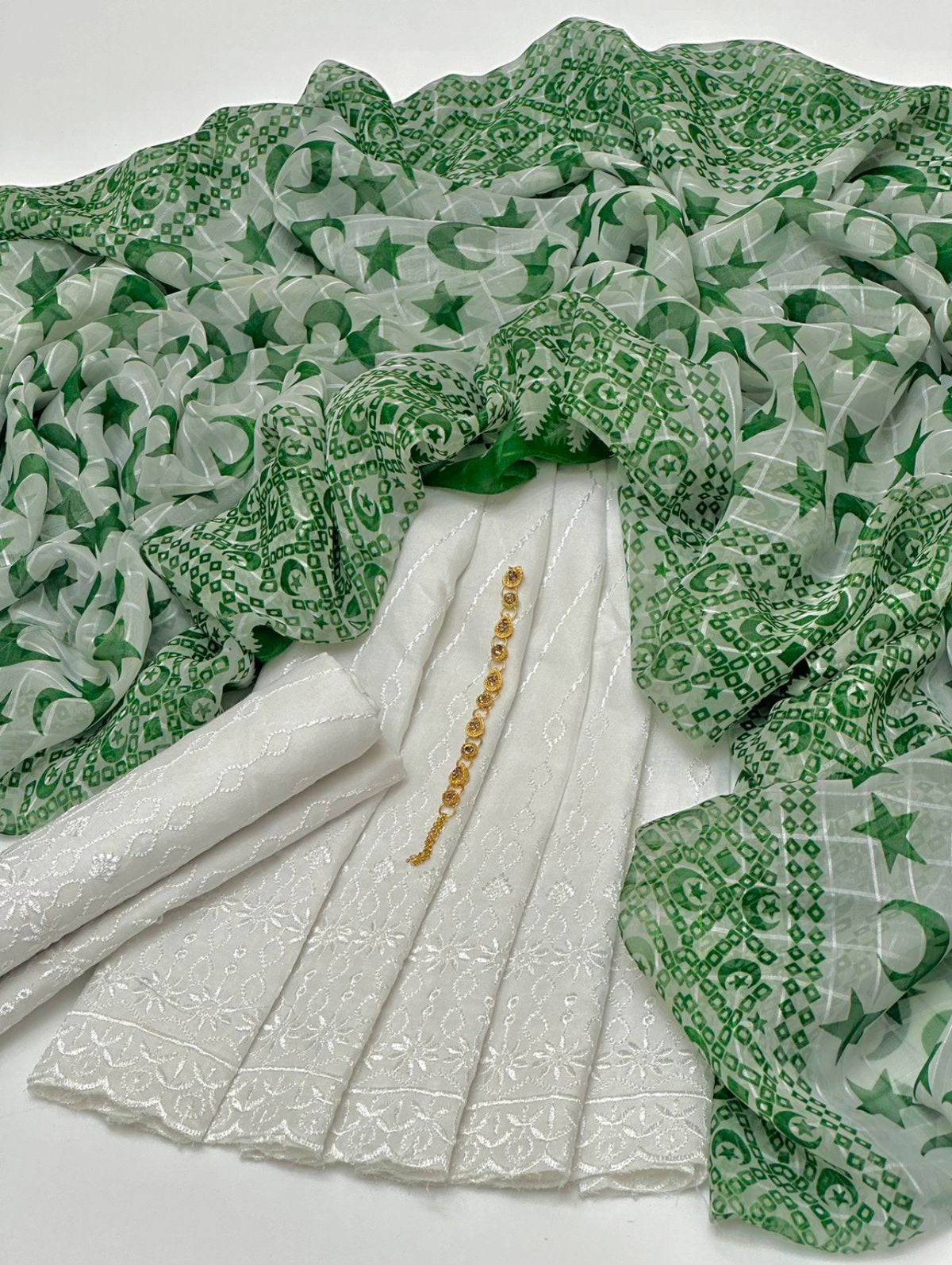 3 pc Unstitched Lawn chickenkari