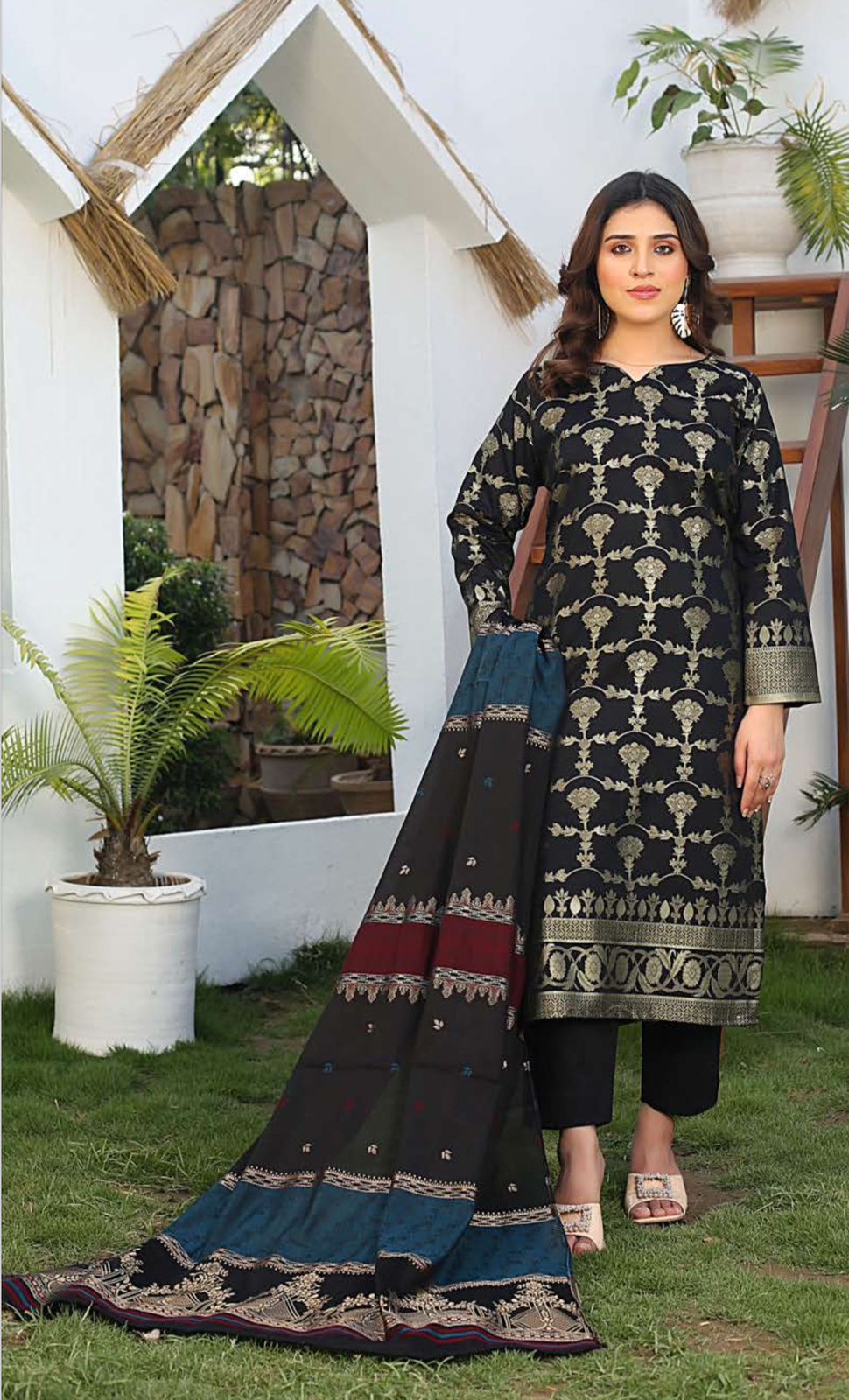 3 pc Unstitched Lawn barosha Jackard